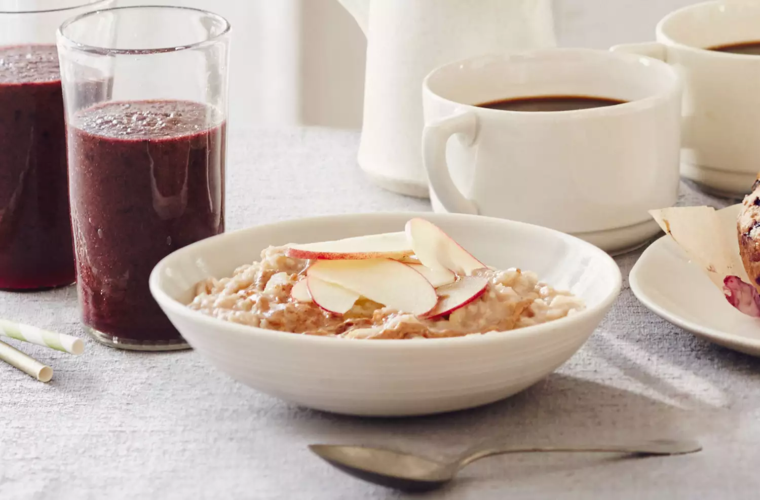 Apple and almond porridge