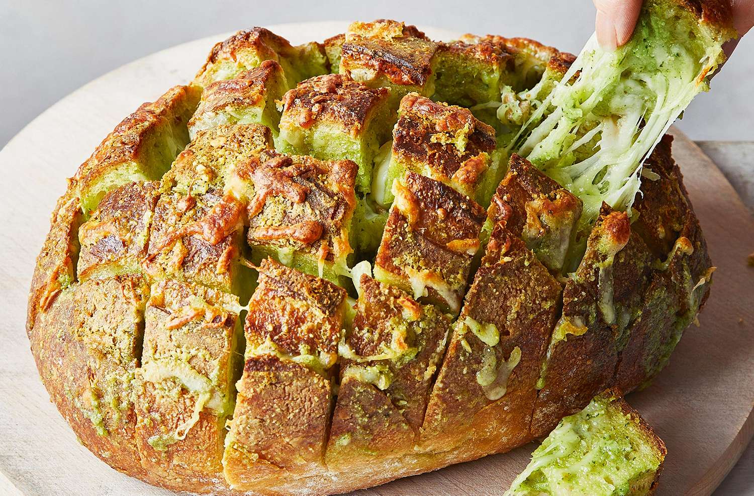 Pesto & three-cheese hedgehog garlic bread