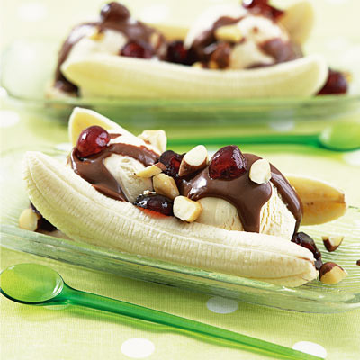 Nutty Banana Split with Warm Chocolate Sauc