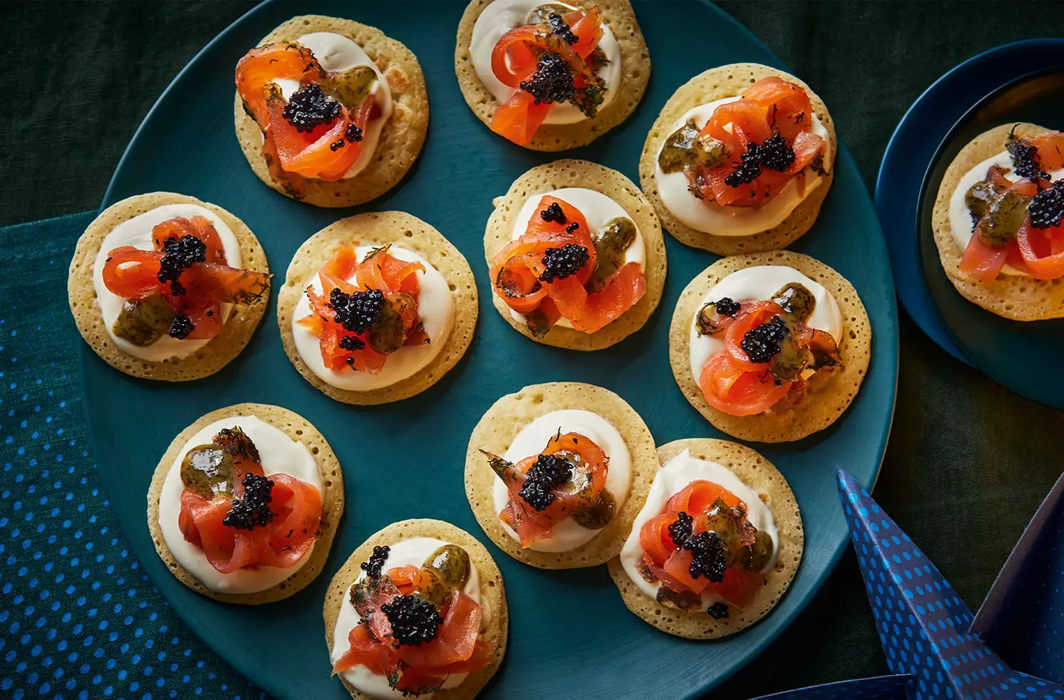 Smoked salmon blinis