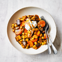 Masala spiced aubergine & chickpea curry